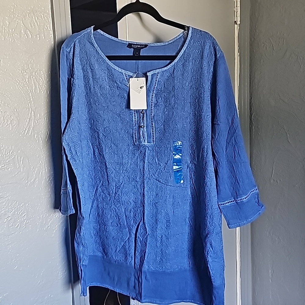 Bandolino Jean's Size XL and Iris blue